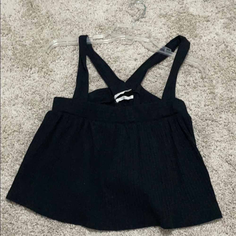 flowy black top never worn